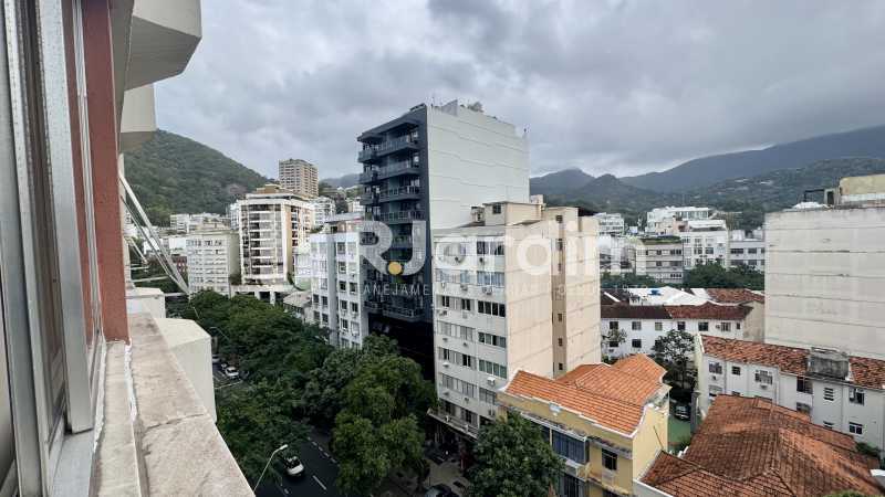 Apartamento à venda com 2 quartos, 100m² - Foto 5