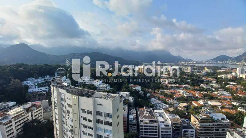 Apartamento à venda com 4 quartos, 197m² - Foto 9