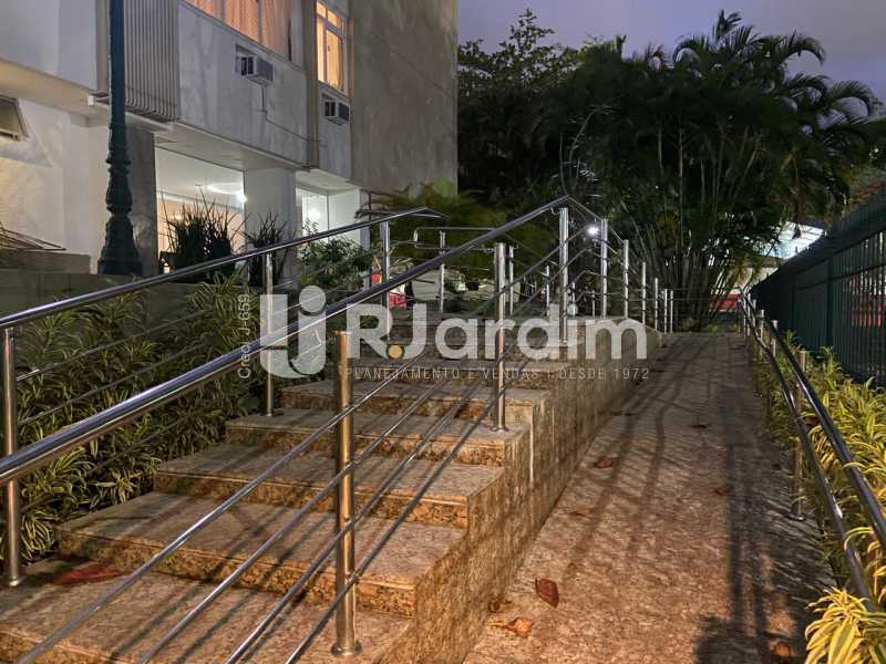 Apartamento à venda com 3 quartos, 85m² - Foto 23