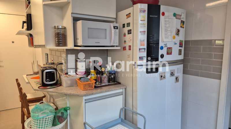 Apartamento à venda com 3 quartos, 85m² - Foto 8