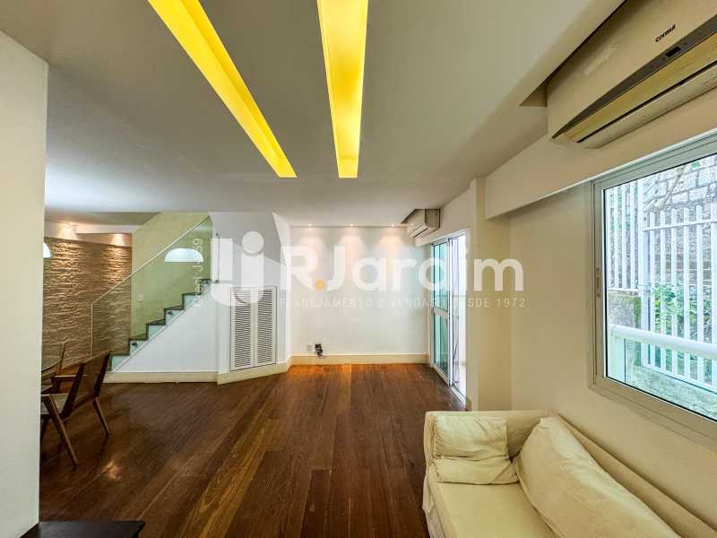 Cobertura à venda com 3 quartos, 180m² - Foto 3