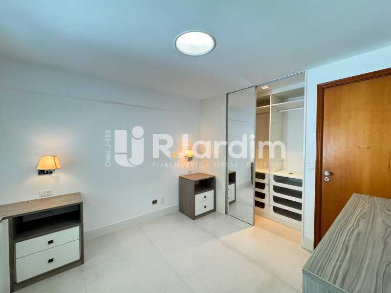 Cobertura à venda com 3 quartos, 180m² - Foto 13