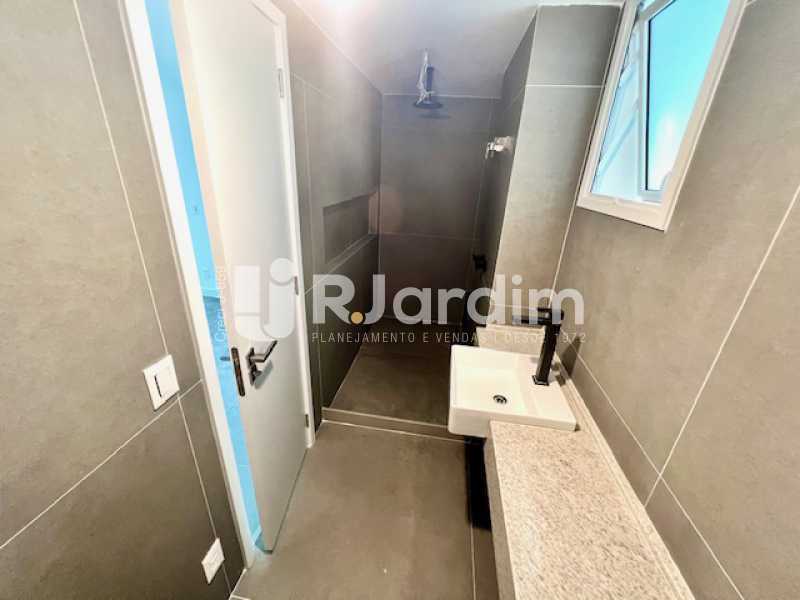Apartamento à venda com 4 quartos, 236m² - Foto 10