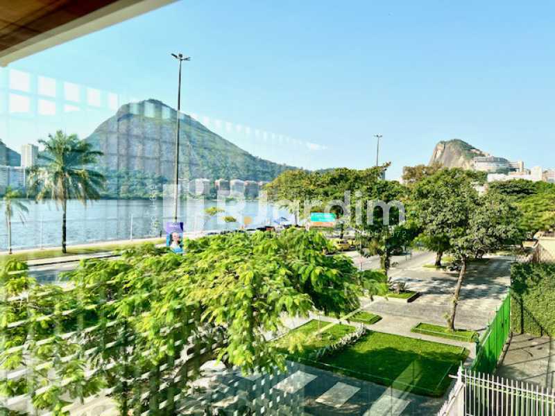 Apartamento à venda com 4 quartos, 236m² - Foto 23