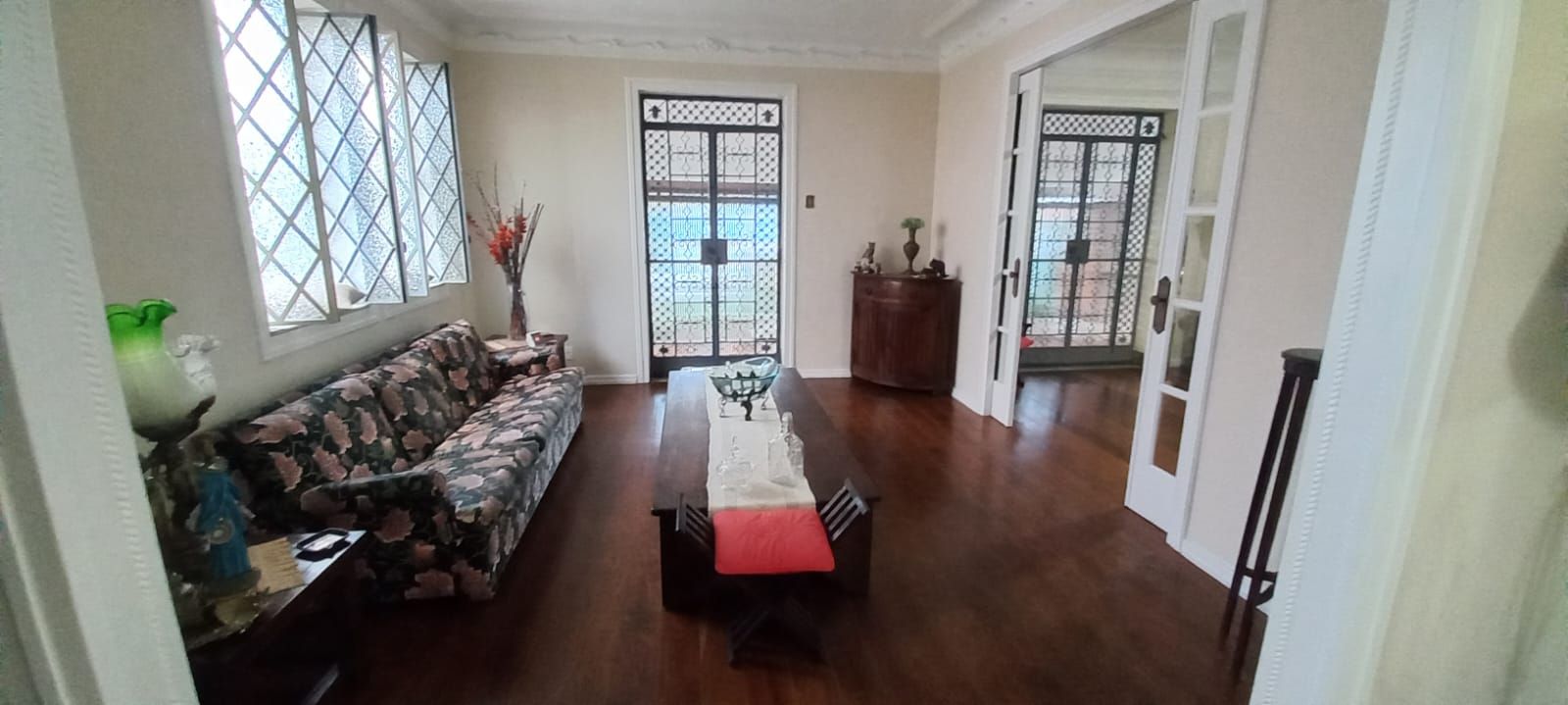 Casa, 4 quartos, 251 m² - Foto 2