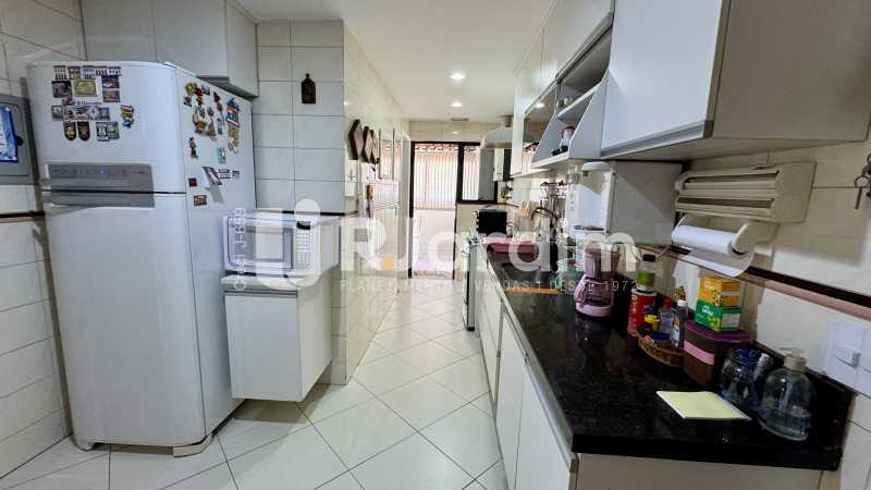 Cobertura, 4 quartos, 228 m² - Foto 23