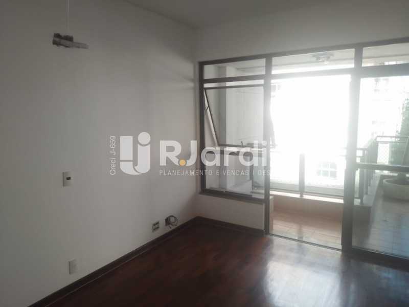 Apartamento, 3 quartos, 190 m² - Foto 12