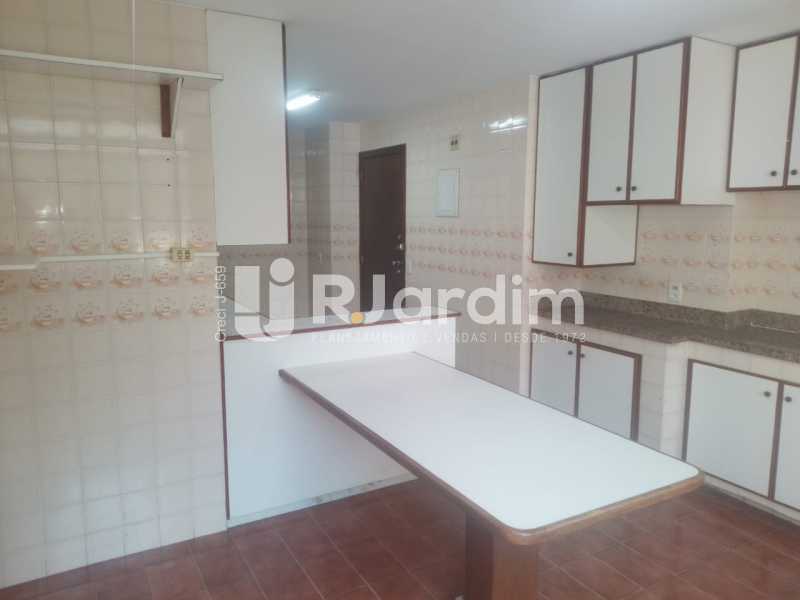 Apartamento, 3 quartos, 190 m² - Foto 23