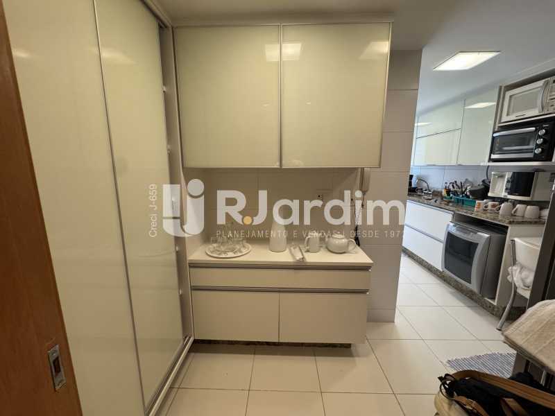 Cobertura, 3 quartos, 230 m² - Foto 22