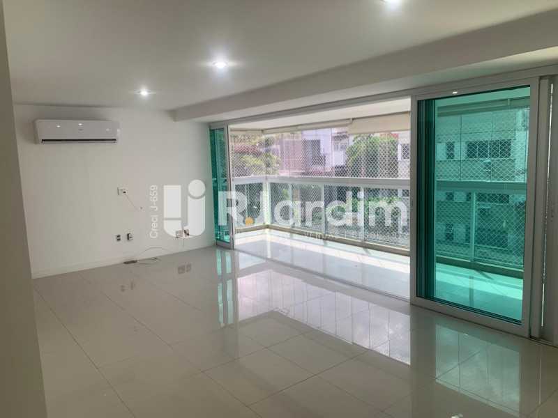 Apartamento, 4 quartos, 198 m² - Foto 1