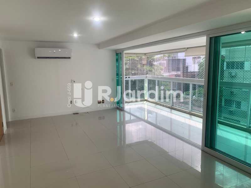 Apartamento, 4 quartos, 198 m² - Foto 9