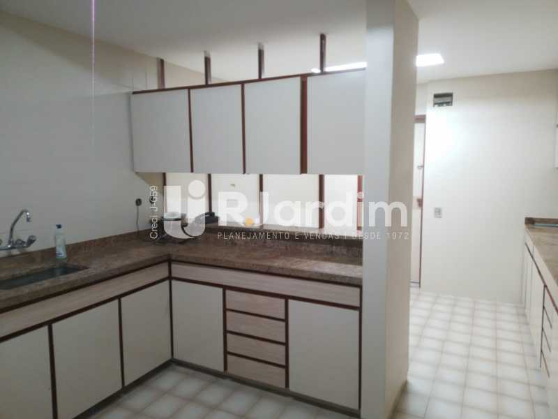 Apartamento, 3 quartos, 330 m² - Foto 20