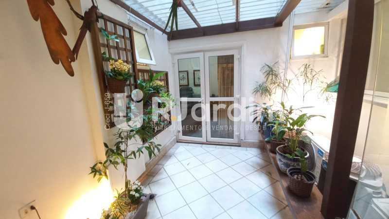 Apartamento, 3 quartos, 220 m² - Foto 16