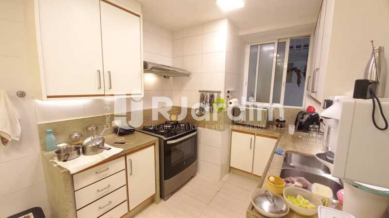 Apartamento, 3 quartos, 220 m² - Foto 23