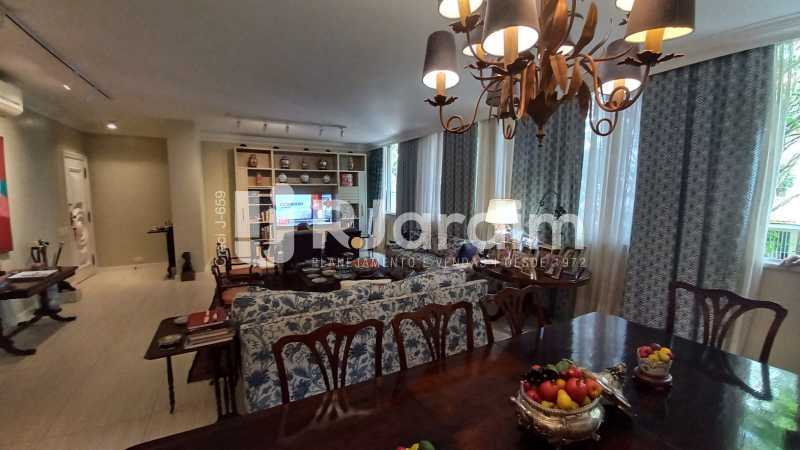 Apartamento, 3 quartos, 220 m² - Foto 28