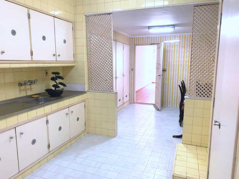 Apartamento à venda com 4 quartos, 268m² - Foto 28