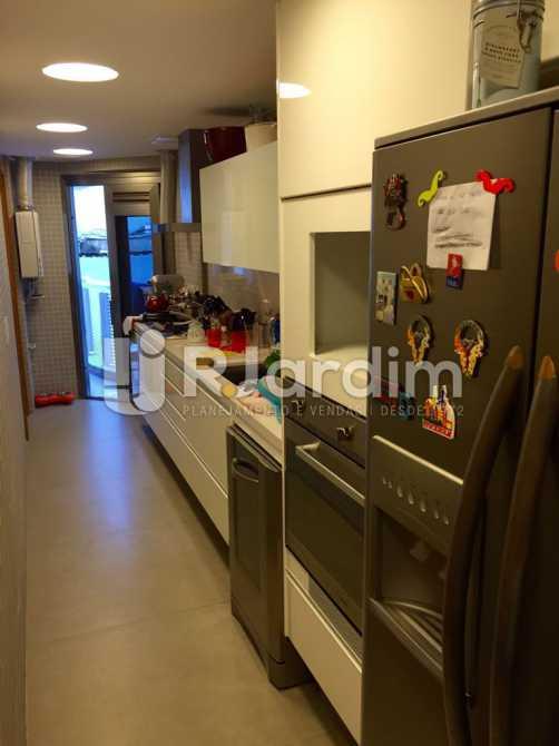 Apartamento à venda com 4 quartos, 172m² - Foto 20