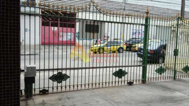 Apartamento à venda com 2 quartos, 80m² - Foto 4