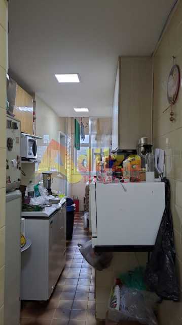 Apartamento à venda com 2 quartos, 75m² - Foto 20
