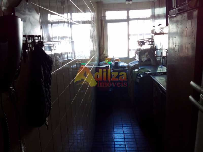 Apartamento à venda com 2 quartos, 64m² - Foto 11