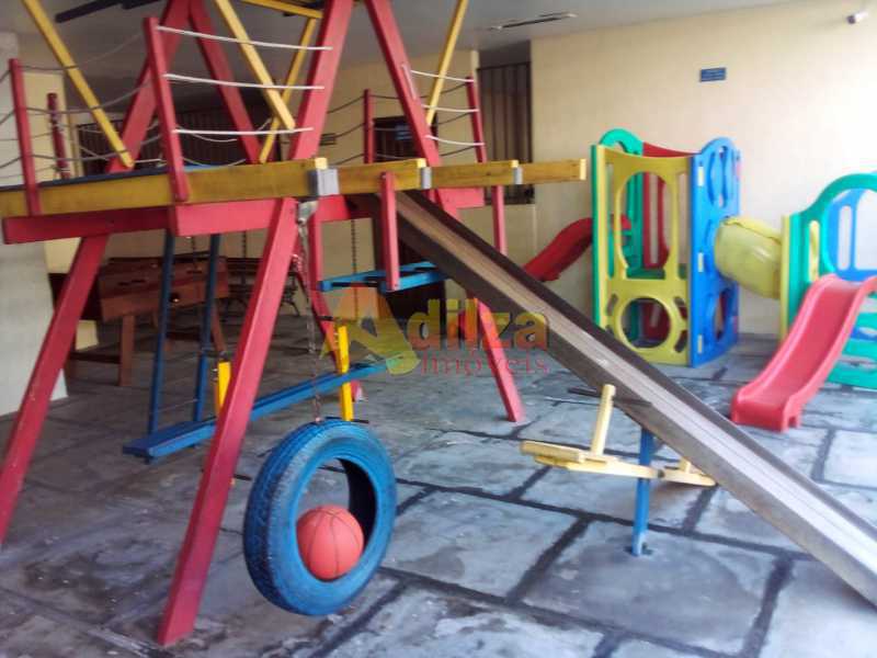 Apartamento à venda com 2 quartos, 64m² - Foto 18