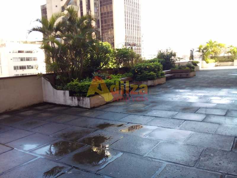 Apartamento à venda com 2 quartos, 64m² - Foto 21