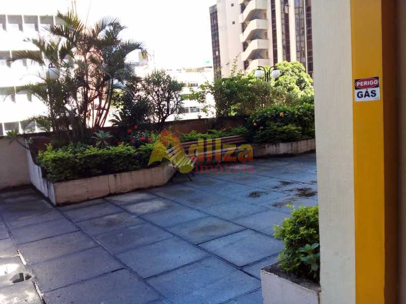 Apartamento à venda com 2 quartos, 64m² - Foto 23