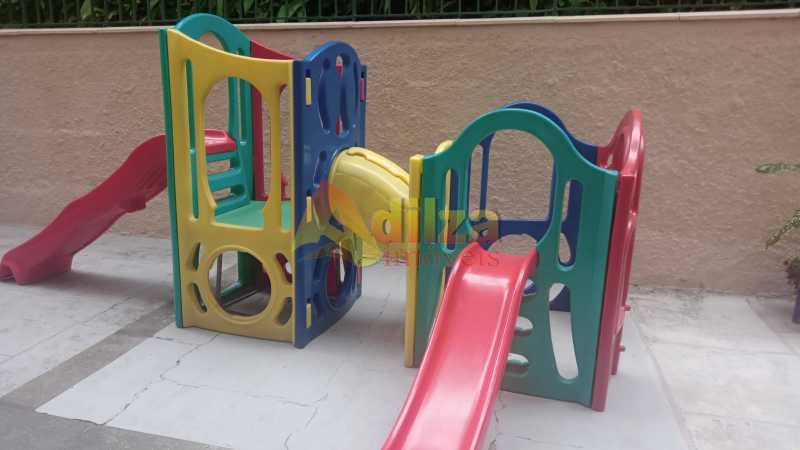 Apartamento à venda com 2 quartos, 64m² - Foto 19
