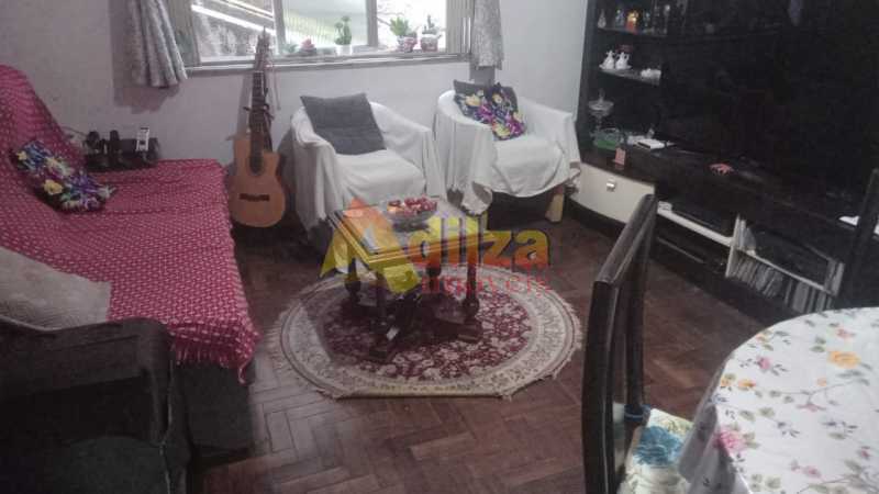 Apartamento à venda com 2 quartos, 80m² - Foto 2
