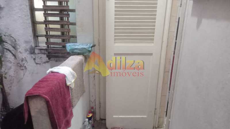 Apartamento à venda com 2 quartos, 80m² - Foto 11