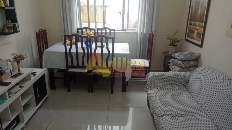 Apartamento à venda com 2 quartos, 70m² - Foto 2