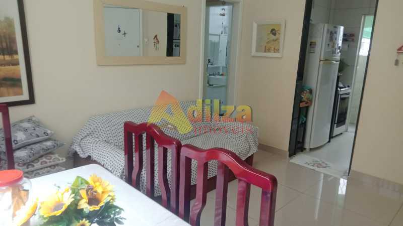 Apartamento à venda com 2 quartos, 70m² - Foto 4