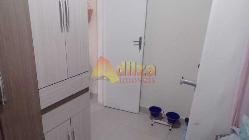 Apartamento à venda com 2 quartos, 70m² - Foto 11