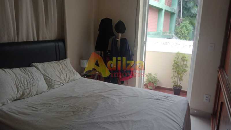 Apartamento à venda com 2 quartos, 70m² - Foto 13