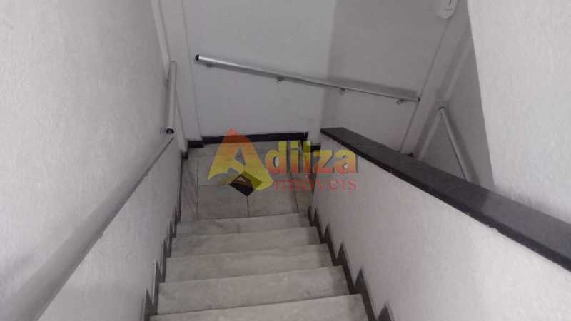 Apartamento à venda com 2 quartos, 70m² - Foto 24