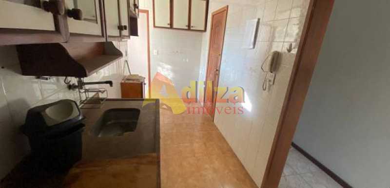 Apartamento à venda com 2 quartos, 72m² - Foto 24
