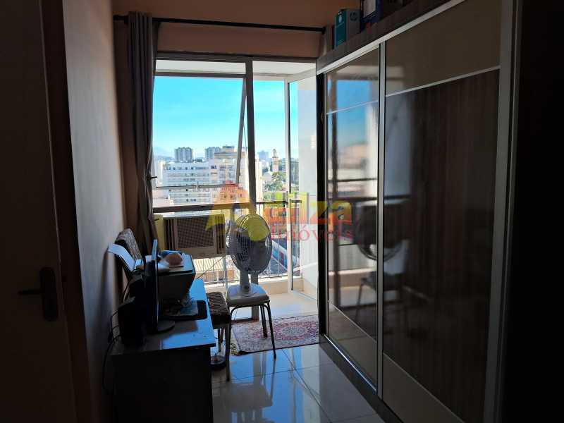 Apartamento à venda com 2 quartos, 65m² - Foto 5