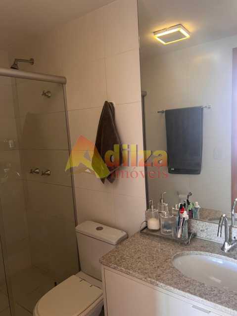 Apartamento à venda com 2 quartos, 70m² - Foto 9