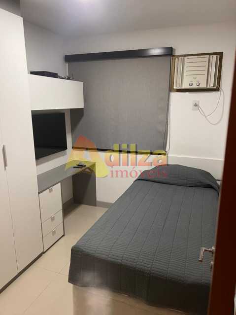 Apartamento à venda com 2 quartos, 70m² - Foto 14