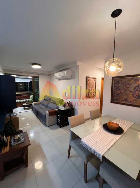 Apartamento à venda com 2 quartos, 70m² - Foto 7