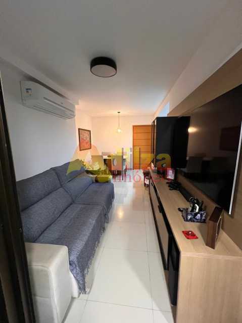Apartamento à venda com 2 quartos, 70m² - Foto 8