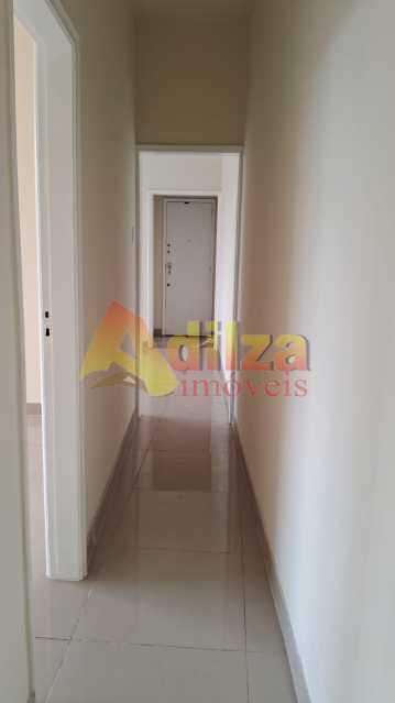 Apartamento à venda com 2 quartos, 70m² - Foto 4