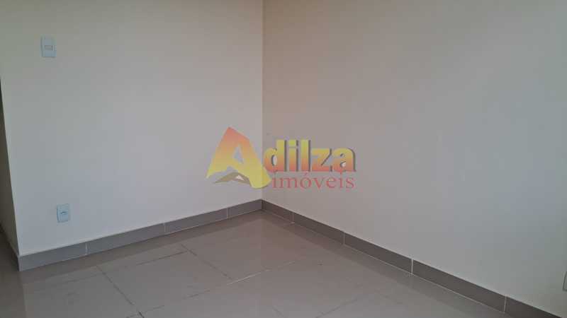 Apartamento à venda com 2 quartos, 70m² - Foto 10