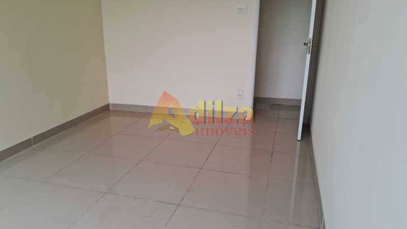 Apartamento à venda com 2 quartos, 70m² - Foto 11