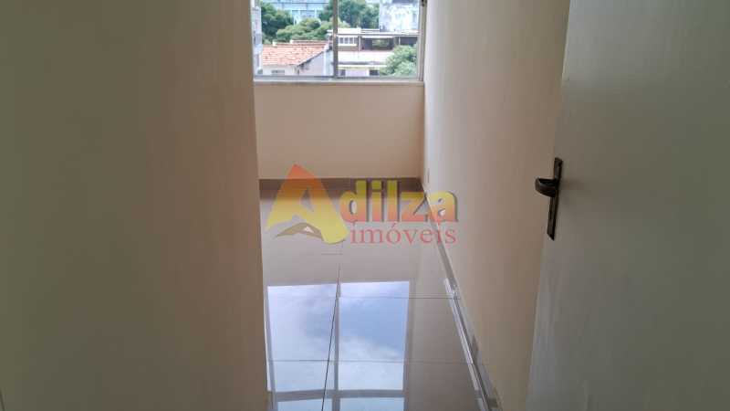 Apartamento à venda com 2 quartos, 70m² - Foto 12
