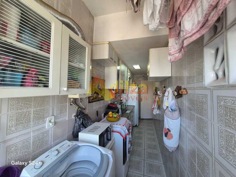 Apartamento à venda com 2 quartos, 65m² - Foto 20
