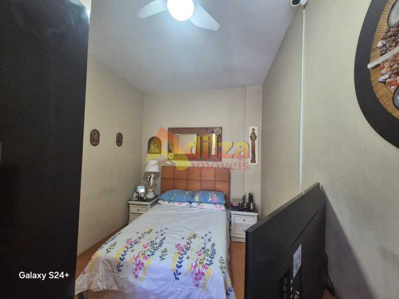 Apartamento à venda com 2 quartos, 65m² - Foto 13