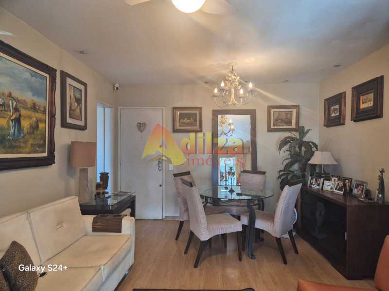 Apartamento à venda com 2 quartos, 65m² - Foto 4
