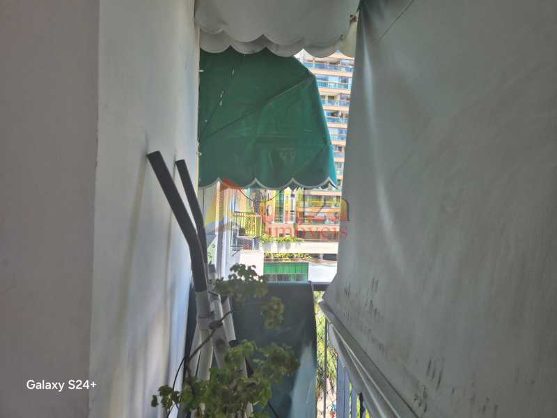 Apartamento à venda com 2 quartos, 65m² - Foto 8