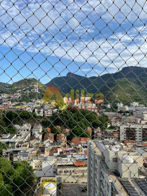 Apartamento à venda com 2 quartos, 70m² - Foto 11